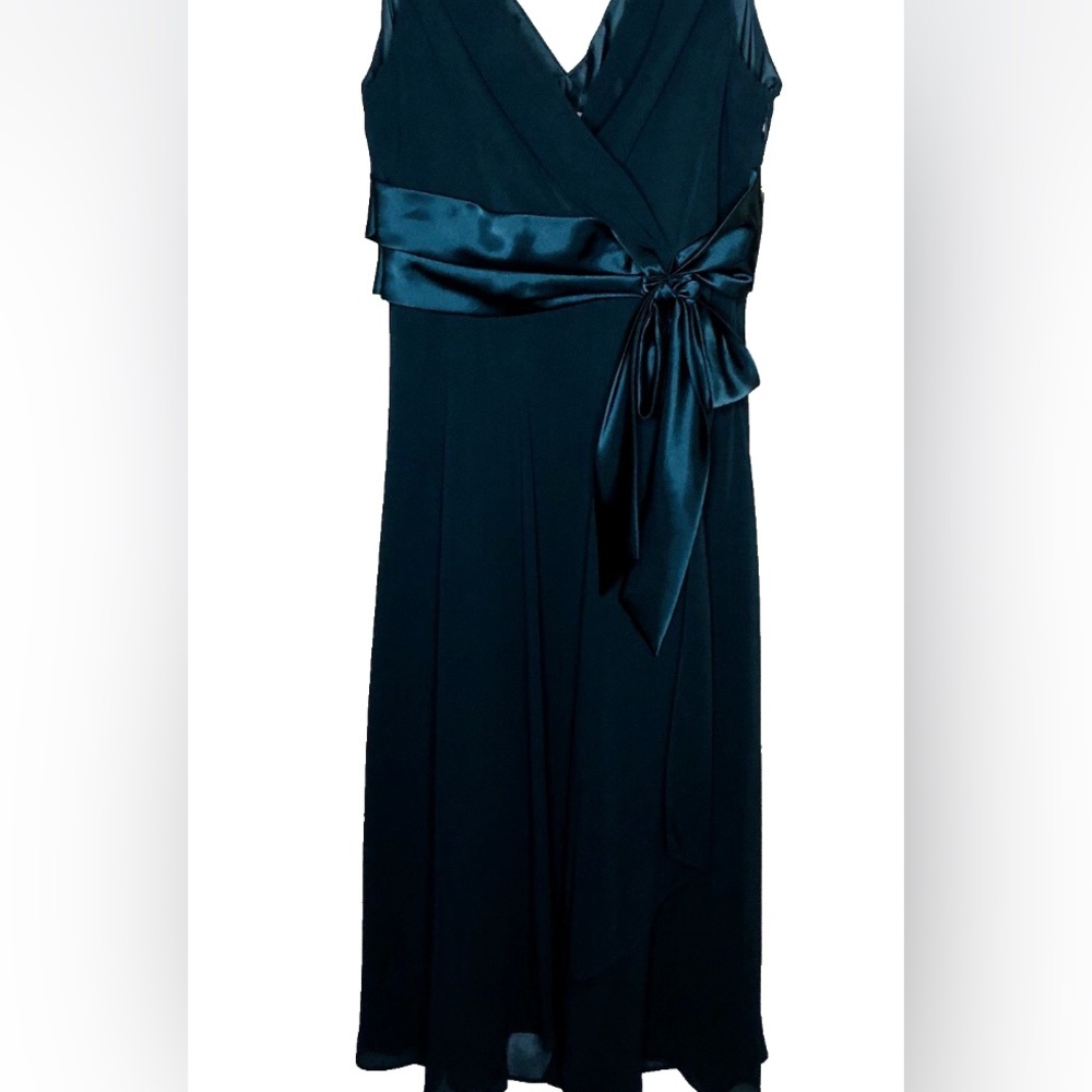 Evan Picone Cocktail Dress  Size 8  Teal Chiffon V Neck Satin Bow New with Tags